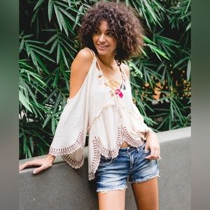 NWOT Buckle Gimmicks embroidered tan hippy flowy top cold shoulder bell sleeve